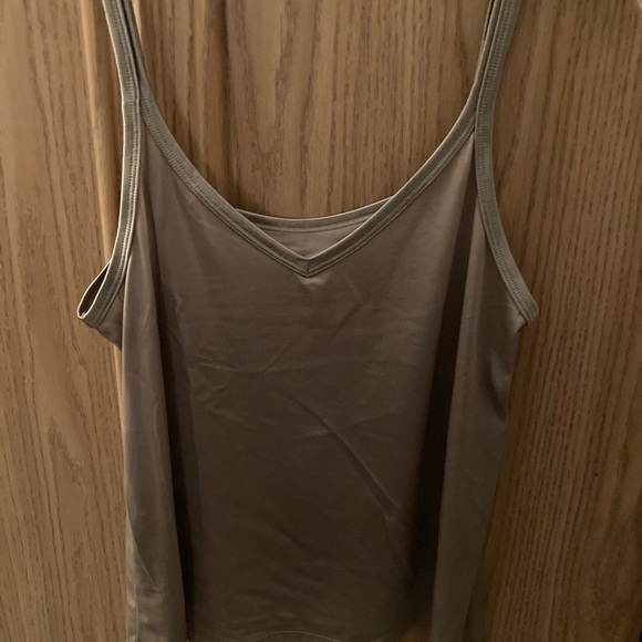 Karen Kane 100% Silk Sheer Floral Blouse and Camisole - Picture 6 of 7